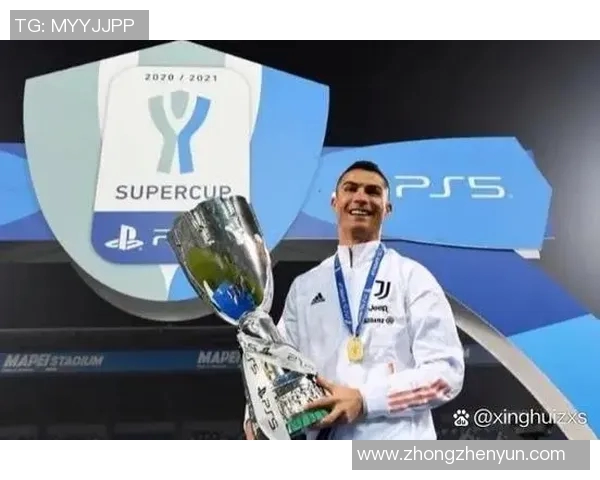 尤文图斯客场战胜那不勒斯，C罗梅开二度助球队保持联赛不败战绩